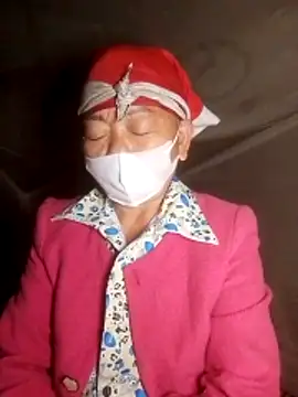 VangLe73 online show from 10-26-25, 07:47