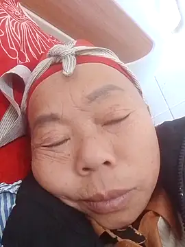 VangLe73 online show from 12-22-25, 03:06