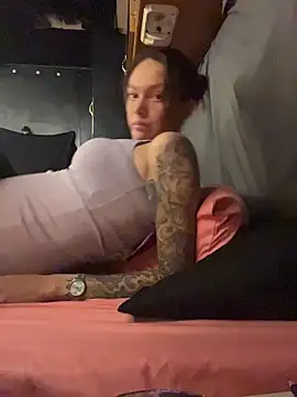 bratlipss online show from 04-18-26, 07:54