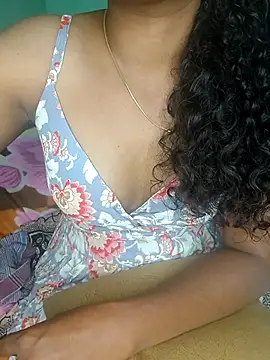 Tamilpallavi online show from 09-29-25, 04:45