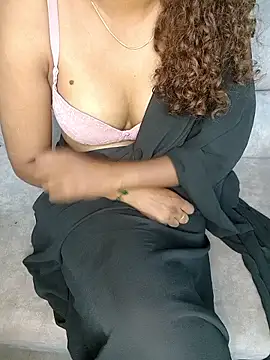 Tamilpallavi online show from 03-11-26, 04:39