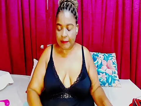 Snapshot of Love-Racheal75 chatting on 09-21-25, 11:15 Love-Racheal75 online show from 09-21-25, 11:15