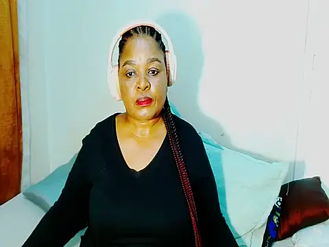 Snapshot of Love-Racheal75 chatting on 06-24-26, 05:55 Love-Racheal75 online show from 06-24-26, 05:55