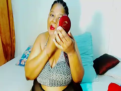 Snapshot of Love-Racheal75 chatting on 07-14-26, 05:23 Love-Racheal75 online show from 07-14-26, 05:23
