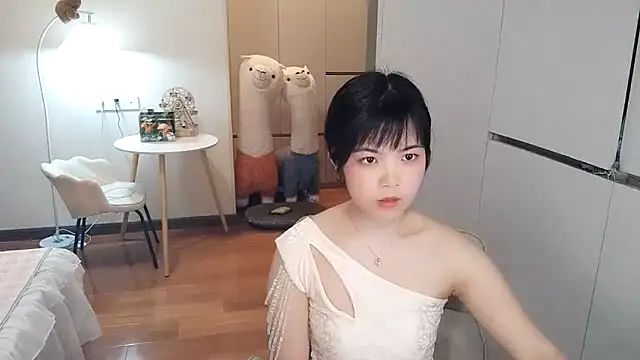 XiaoAnQi online show from 10-19-25, 12:52