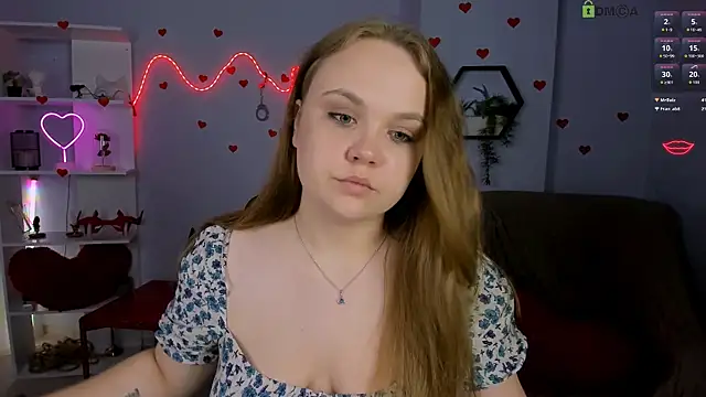 Snapshot of keri_ti chatting on 05-20-26, 07:44 keri ti online show from 05-20-26, 07:44