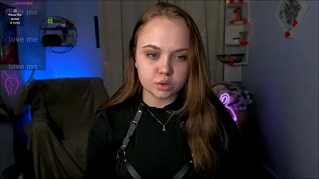 Snapshot of keri_ti chatting on 03-01-26, 08:20 keri ti online show from 03-01-26, 08:20