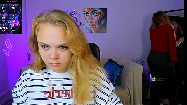 Snapshot of keri_ti chatting on 09-17-25, 07:27 keri ti online show from 09-17-25, 07:27