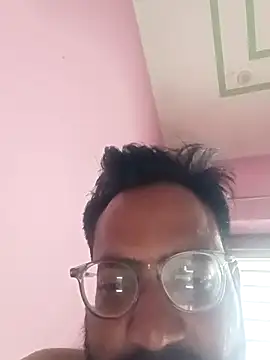 Snapshot of hard_boy9455 chatting on 12-21-25, 02:35 hard boy9455 online show from 12-21-25, 02:35