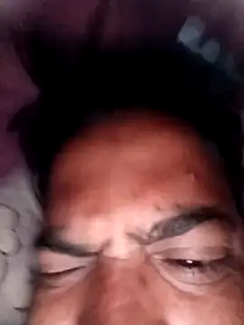 Snapshot of hard_boy9455 chatting on 12-22-25, 01:39 hard boy9455 online show from 12-22-25, 01:39