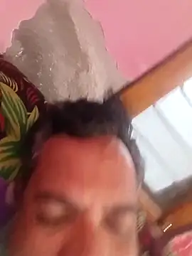 Snapshot of hard_boy9455 chatting on 02-13-26, 01:38 hard boy9455 online show from 02-13-26, 01:38