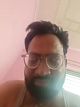 Snapshot of hard_boy9455 chatting on 11-23-25, 01:48 hard boy9455 online show from 11-23-25, 01:48