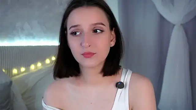 FalineBeacher online show from 04-18-26, 01:08