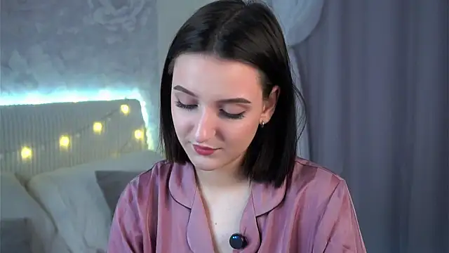 FalineBeacher online show from 04-10-26, 01:12