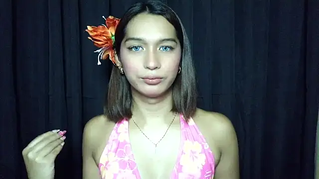 Snapshot of Sophia_Trans chatting on 04-24-26, 07:49 Sophia Trans online show from 04-24-26, 07:49