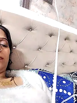 Snapshot of Soniya_Roy chatting on 11-17-25, 10:30 Soniya Roy online show from 11-17-25, 10:30