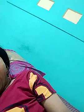 Snapshot of Soniya_Roy chatting on 11-21-25, 03:33 Soniya Roy online show from 11-21-25, 03:33