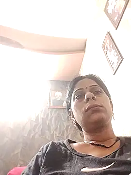 Soniya Roy online show from 03-31-26, 03:41