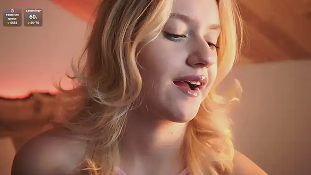 Nerissa xo online show from 11-16-25, 08:35