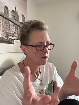 Curvy-Jinx online show from 02-13-26, 08:25