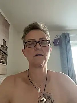 Curvy-Jinx online show from 01-14-26, 08:40