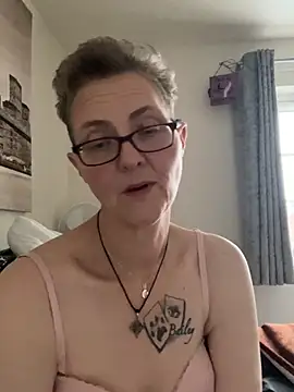 Curvy-Jinx online show from 02-02-26, 08:35