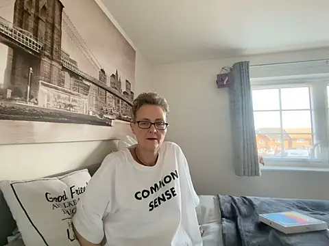 Curvy-Jinx online show from 02-16-26, 08:46