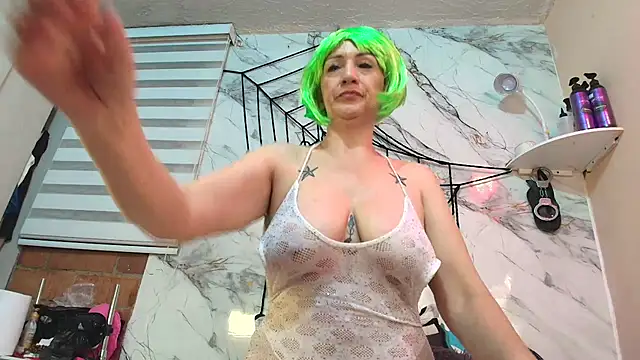 rachelroberts online show from 10-07-25, 09:43