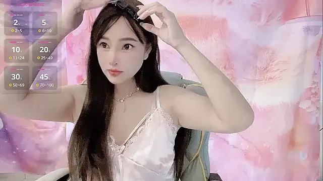 Snapshot of Crush-7ii chatting on 11-01-25, 11:53 Crush-7ii online show from 11-01-25, 11:53