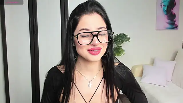 Snapshot of meowallen chatting on 10-12-25, 01:51 meowallen online show from 10-12-25, 01:51