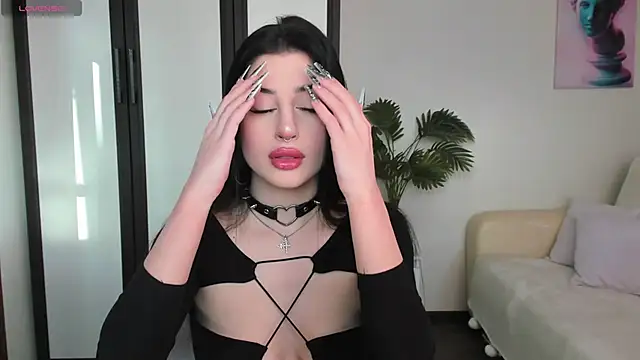 Snapshot of meowallen chatting on 10-21-25, 02:33 meowallen online show from 10-21-25, 02:33