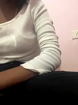 sakshi5533 online show from 12-02-25, 01:46