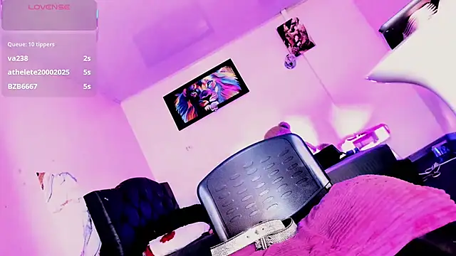 Rossedewitt  online show from 04-15-26, 06:52