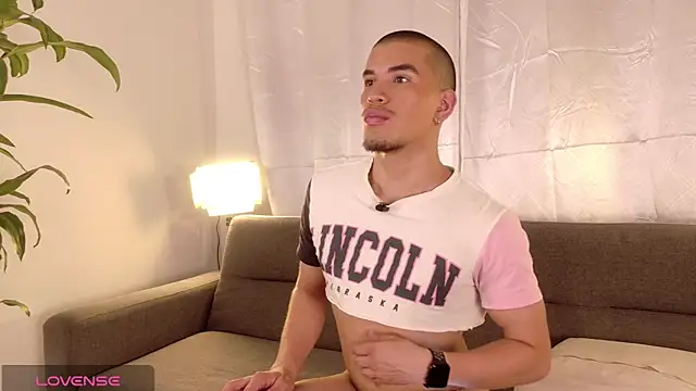 brunoorangel1 online show from 07-01-26, 01:39