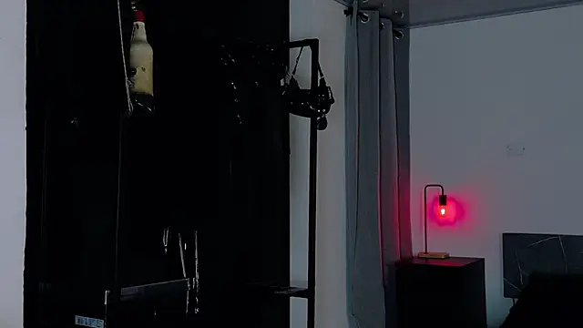 Angelabl0odborne online show from 04-07-26, 09:49