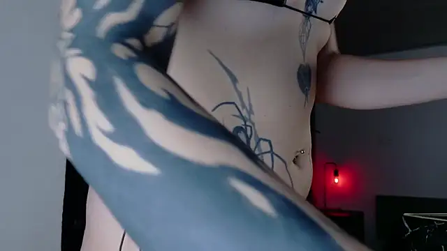 Angelabl0odborne online show from 11-23-25, 04:17