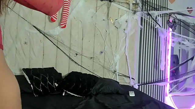 rachell owen online show from 10-25-25, 04:55