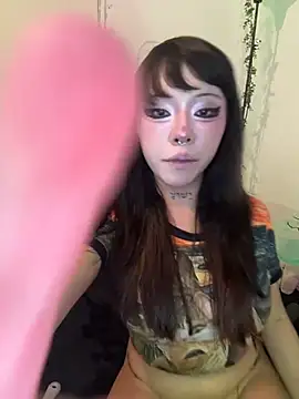Snapshot of Kitty_yukimura chatting on 06-12-26, 12:30 Kitty yukimura online show from 06-12-26, 12:30