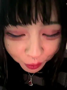 Snapshot of Kitty_yukimura chatting on 10-15-25, 09:23 Kitty yukimura online show from 10-15-25, 09:23