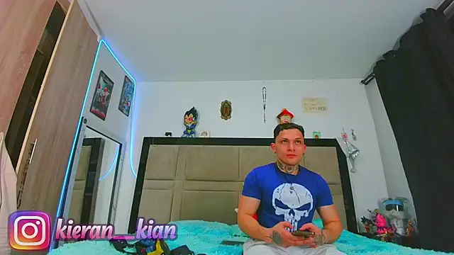 Snapshot of Kieran_kian chatting on 05-28-26, 12:07 Kieran kian online show from 05-28-26, 12:07