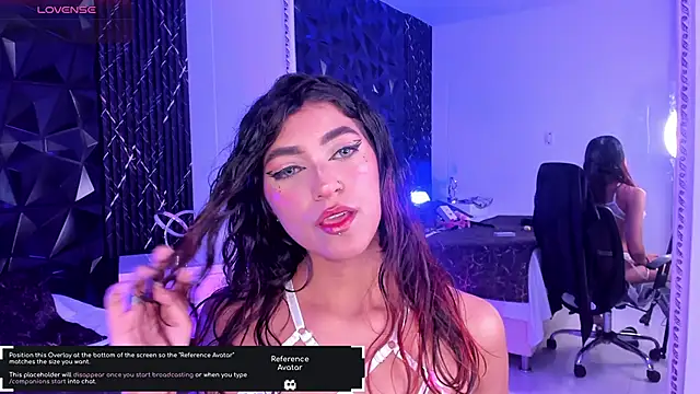 katierouge  online show from 11-17-25, 06:28