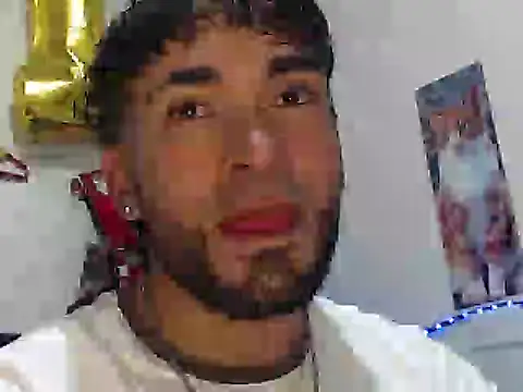 Snapshot of Npga96 chatting on 05-13-26, 06:42 Npga96 online show from 05-13-26, 06:42