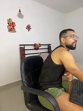 vincentjaxon online show from 12-17-25, 10:42