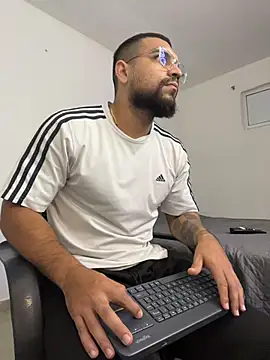 vincentjaxon online show from 10-27-25, 10:27