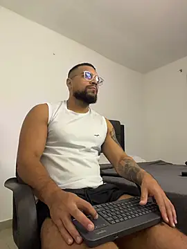 vincentjaxon online show from 10-22-25, 11:42