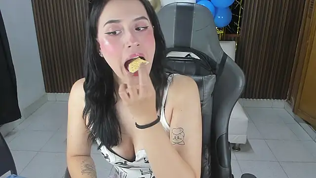 Anna17  online show from 10-11-25, 11:11