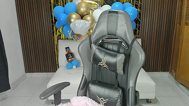 Anna17  online show from 10-16-25, 11:07