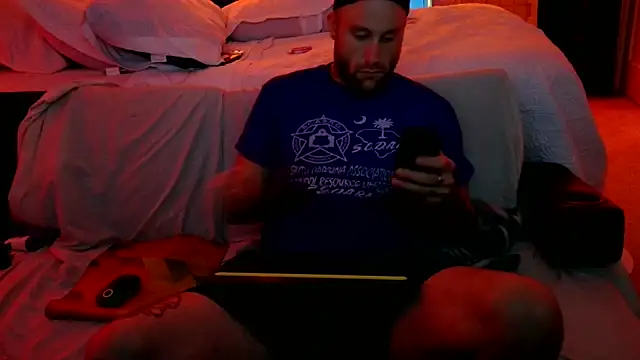 Luv2SuckBWC92 online show from 10-06-25, 04:24