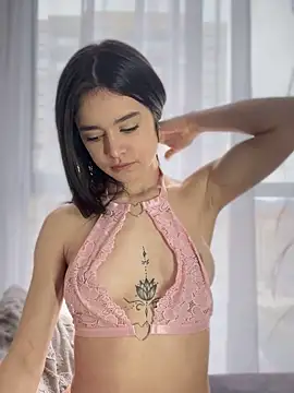 Sofi Leal online show from 11-13-25, 02:54