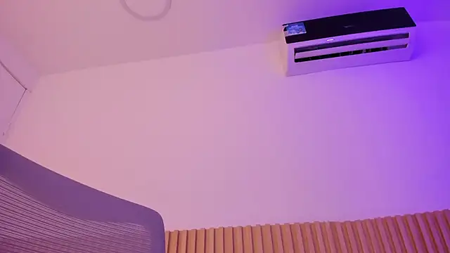 OliviaSweett online show from 02-08-26, 07:00